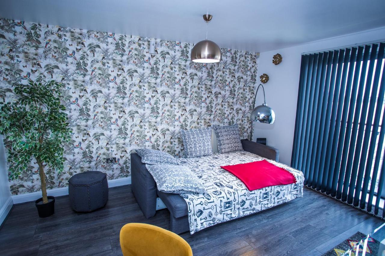 Remarkable 2-bed With Sea View Apartamento